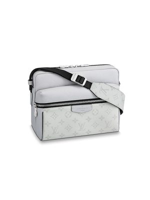 LV Outdoor Messenger