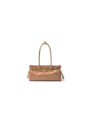 Cameo Prada Medium leather handbag (Best
 grade)