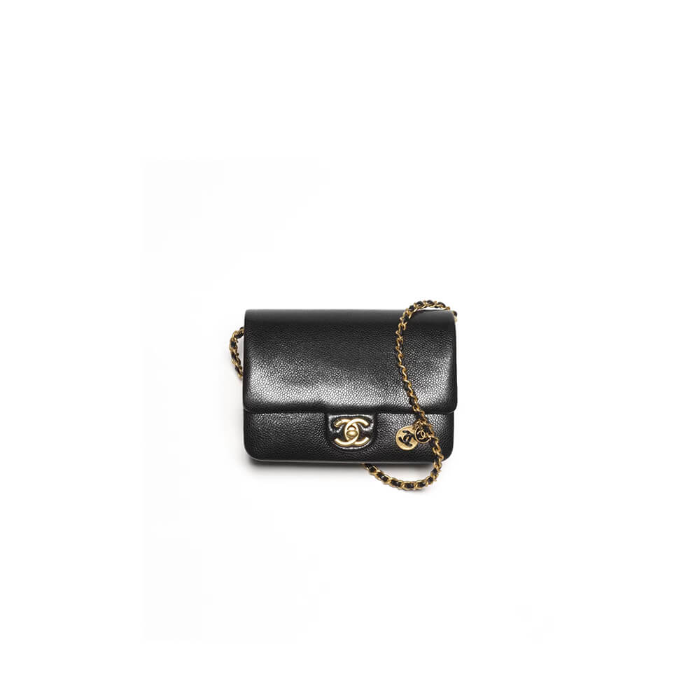 Black CHANEL Mini Flap Bag (Best
 grade)