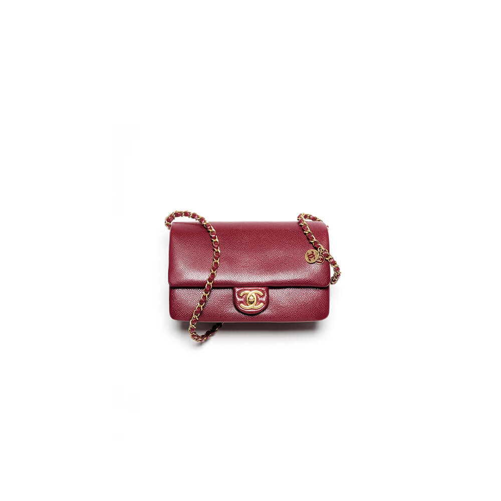 Burgundy CHANEL Small Flap Bag (Best
 grade)