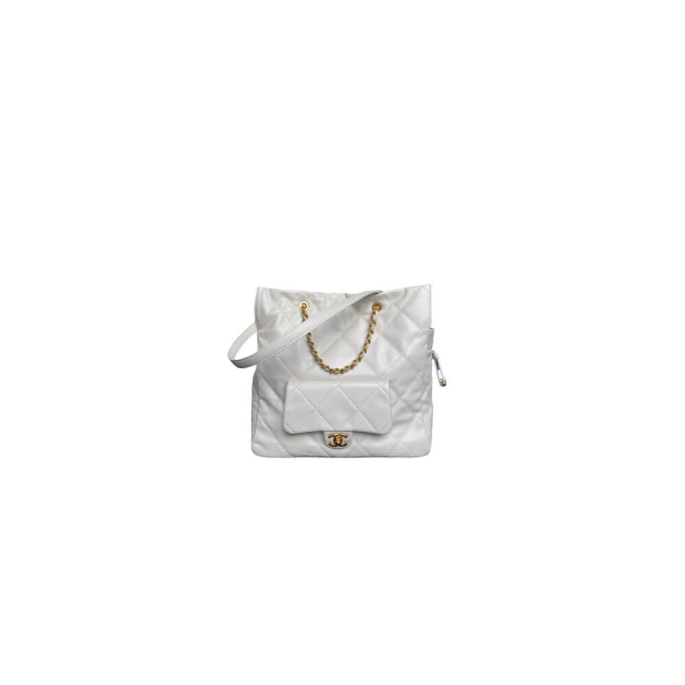 White Chanel Shopping Bag (Best
 grade)