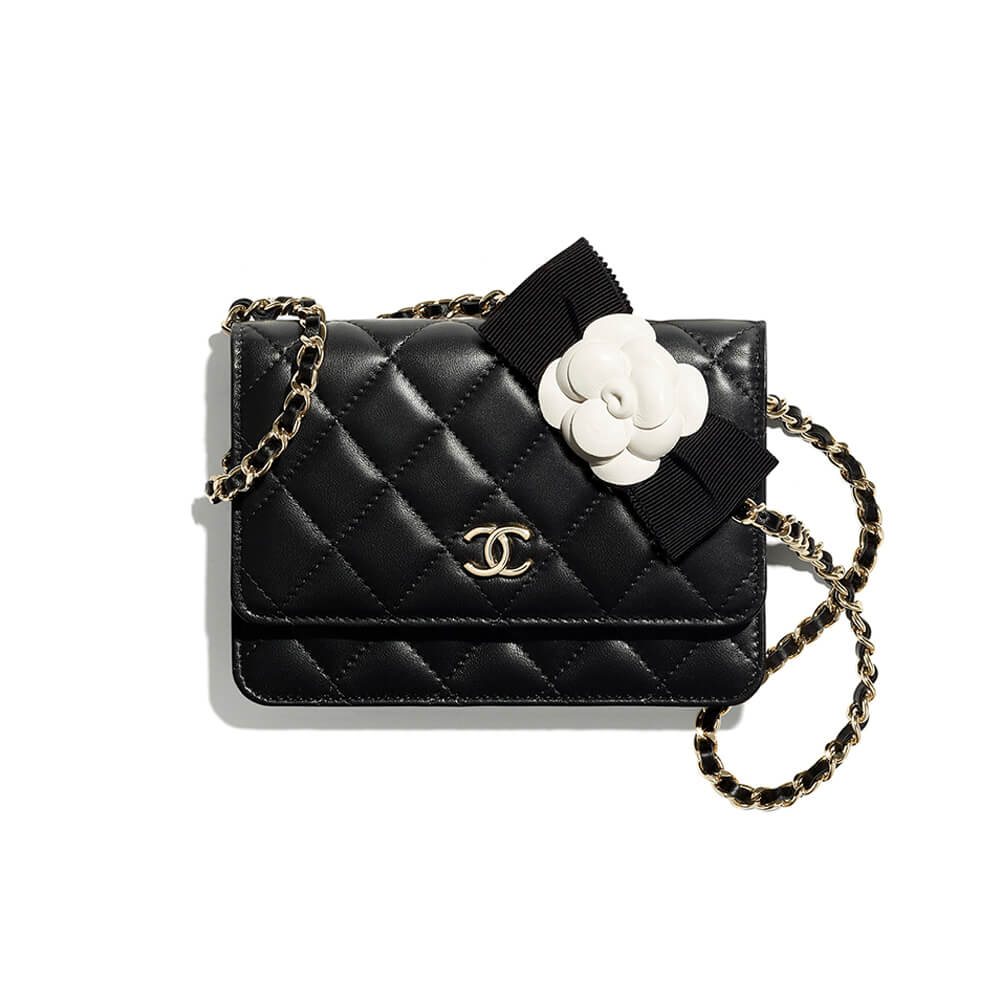Black Chanel MINI WALLET ON CHAIN