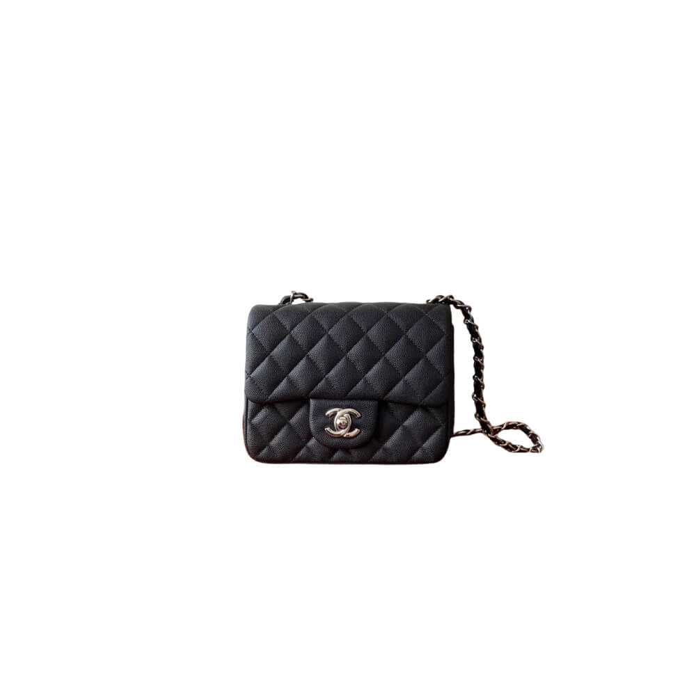 Black Chanel MINI FLAP BAG (Best
 grade)