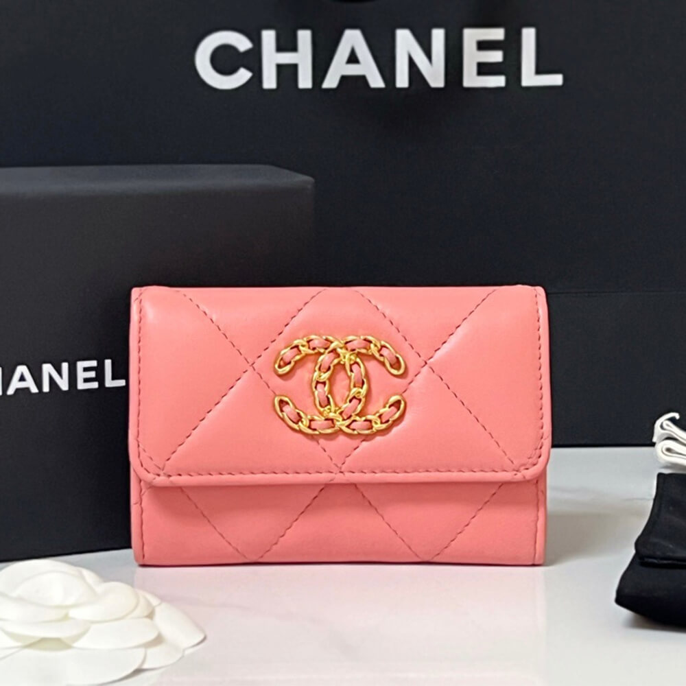 Chanel 19 flap card holder - Image 2