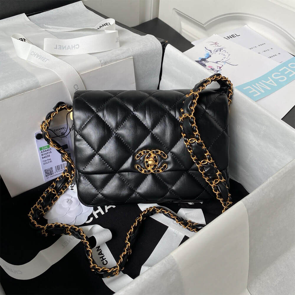 Black CHANEL MINI FLAP - Image 2