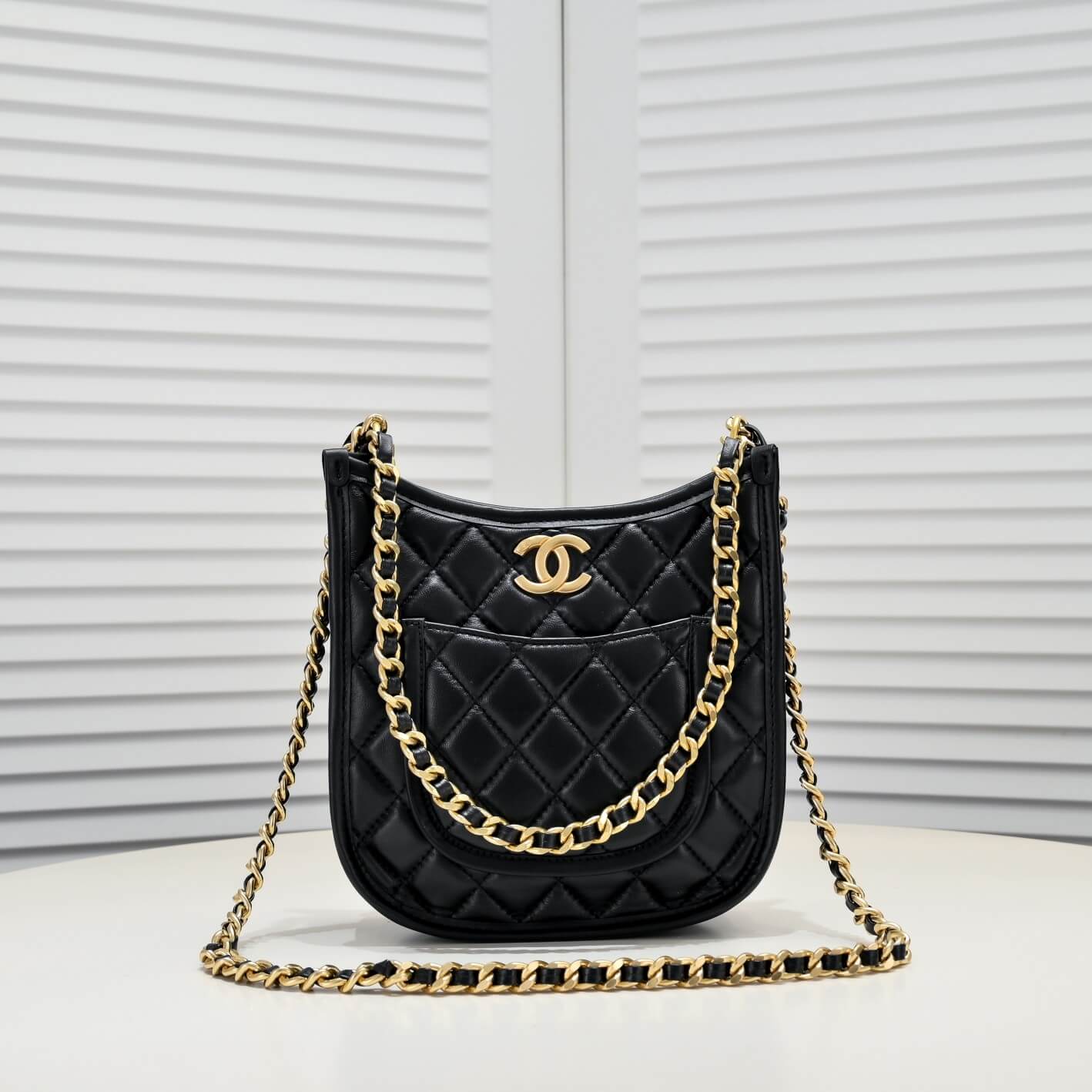 Chanel HOBO HANDBAG - Image 2