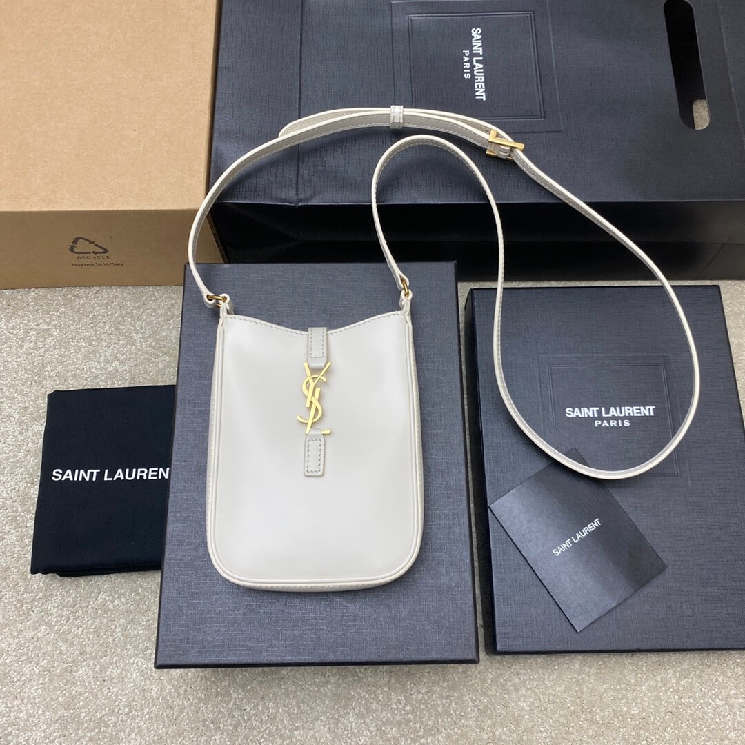 White YSL Le 5 A 7 mini vertical bag in shiny leather - Image 2