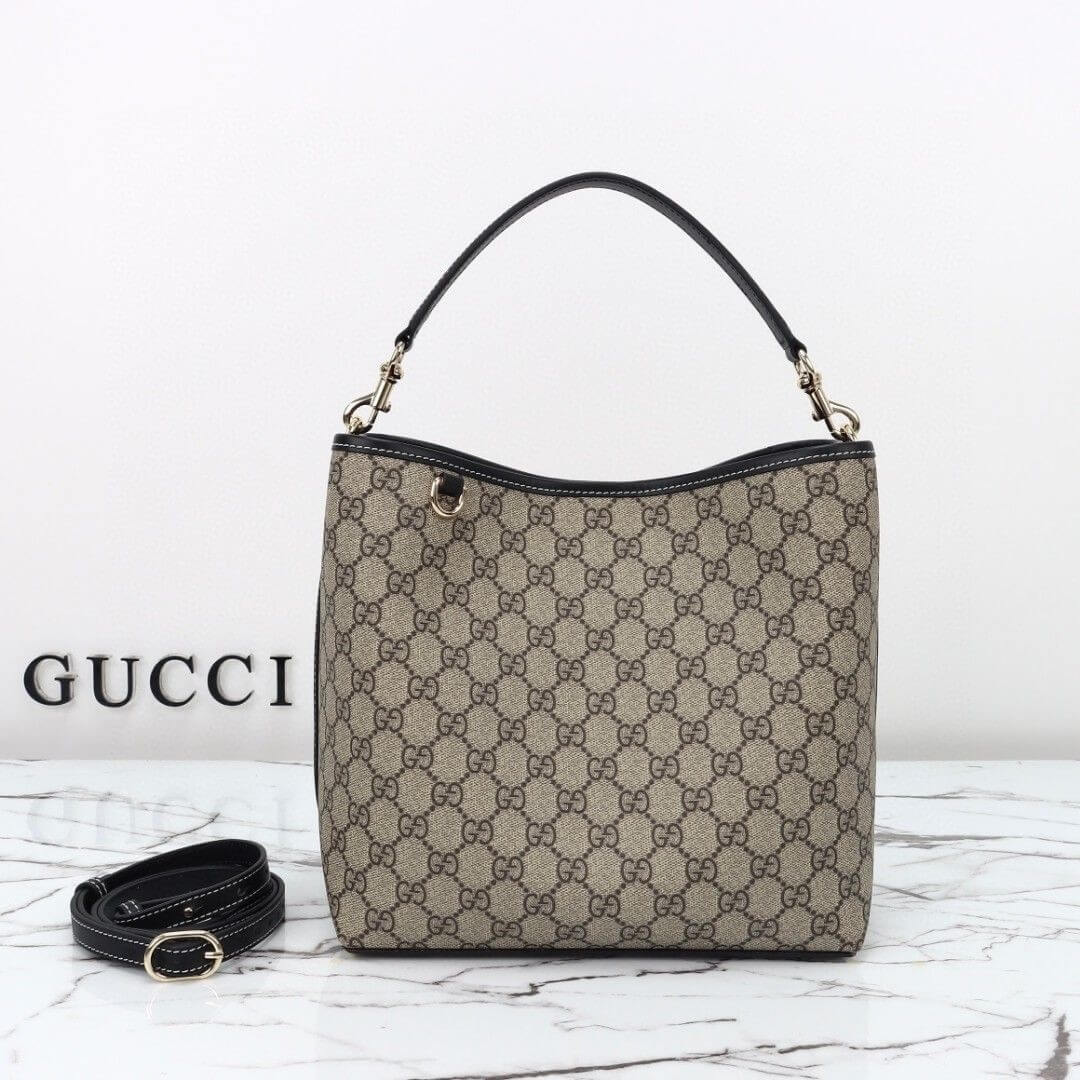 GG Emblem small shoulder bag - Image 2