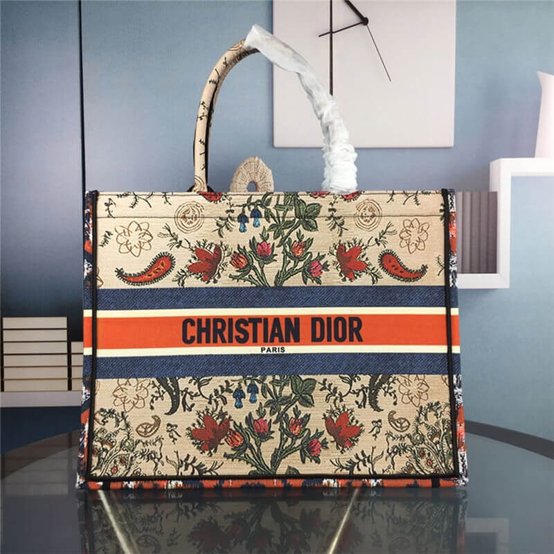 DIOR BOOK TOTE light bag - Image 2