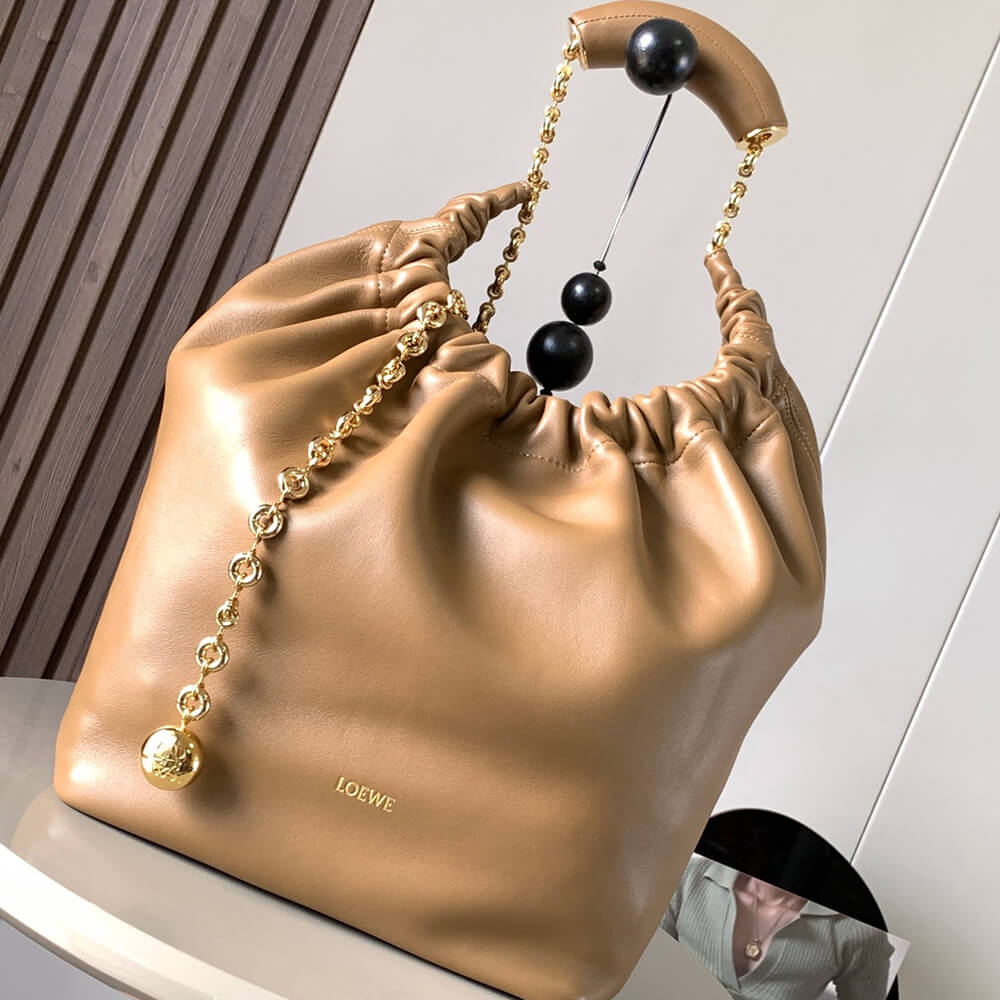 Oak Loewe Medium Squeeze bag in nappa lambskin - Image 2