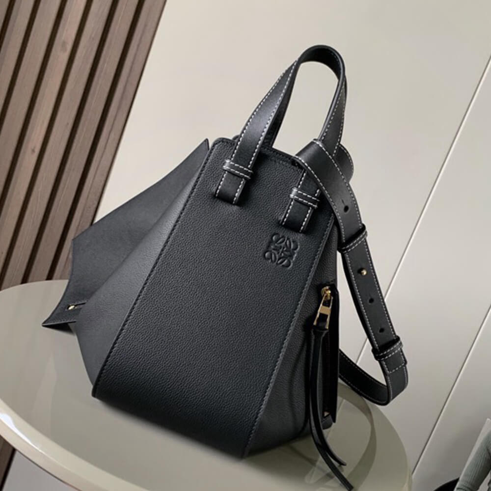 Black Loewe Small Hammock bag in soft grained calfskin - Image 2