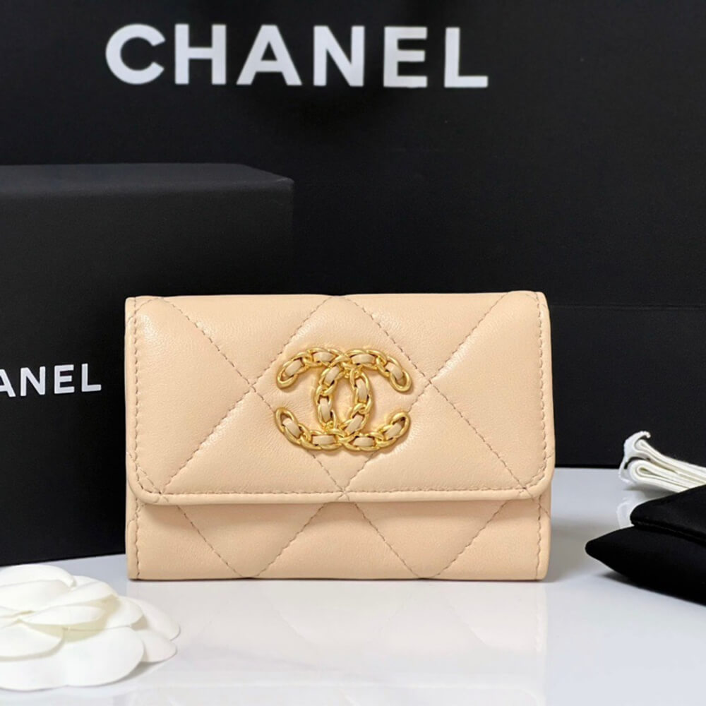 Chanel 19 flap card holder - Image 2