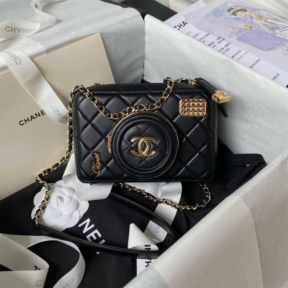 CHANEL CAMERA BAG - Image 2