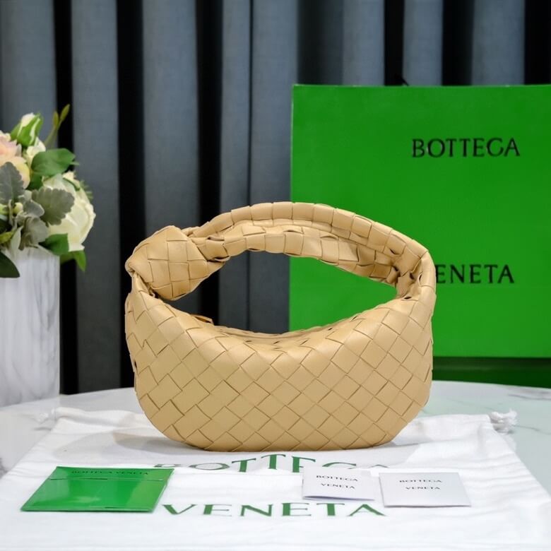Almond Bottega Veneta Mini Jodie - Image 2