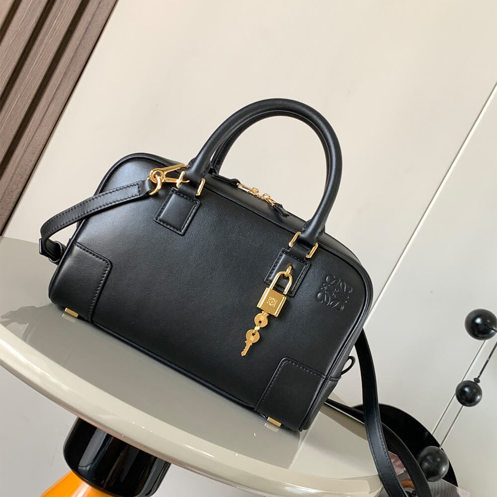 Black LOEWE Amazona 23 bag in nappa calfskin (Best
GRADE) - Image 2