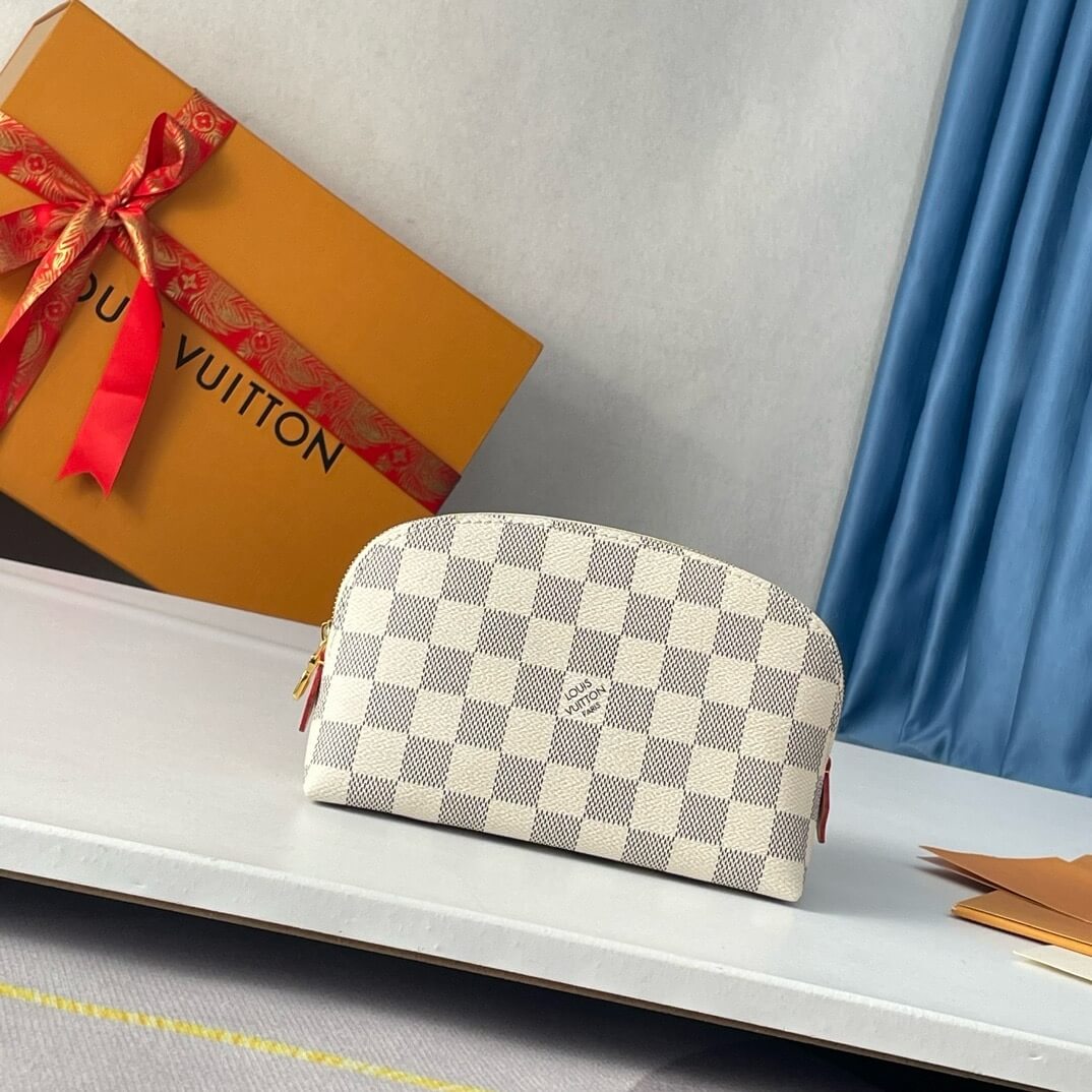 LV Cosmetic Pouch PM - Image 2