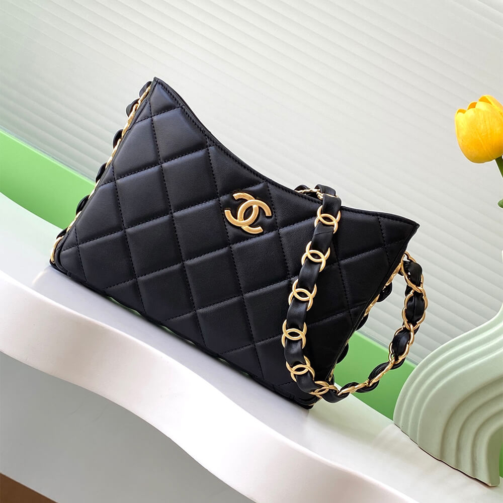 CHANEL Hippie Bag - Image 2