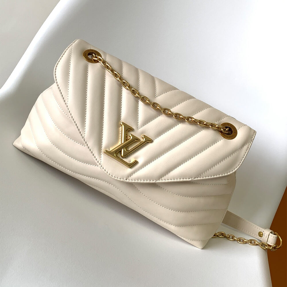 LV New Wave Chain Bag GM - Image 2