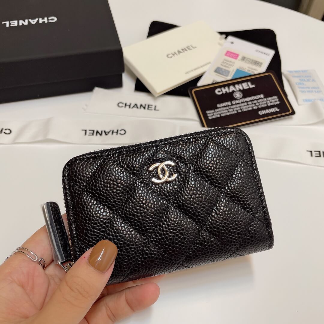 Chanel Classic Zipper Coin Wallet - Image 2