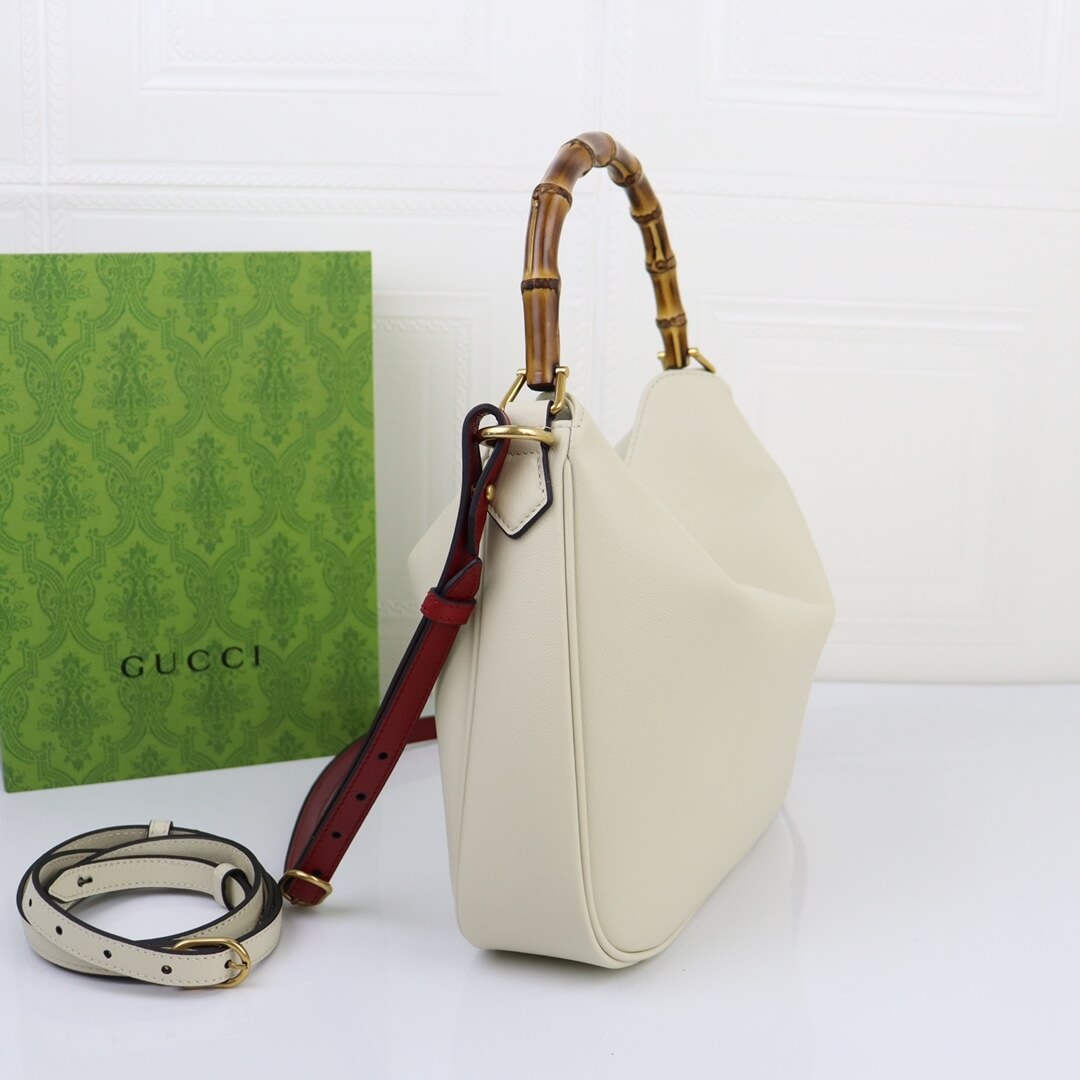 Gucci Diana Medium Shoulder Bag - Image 3