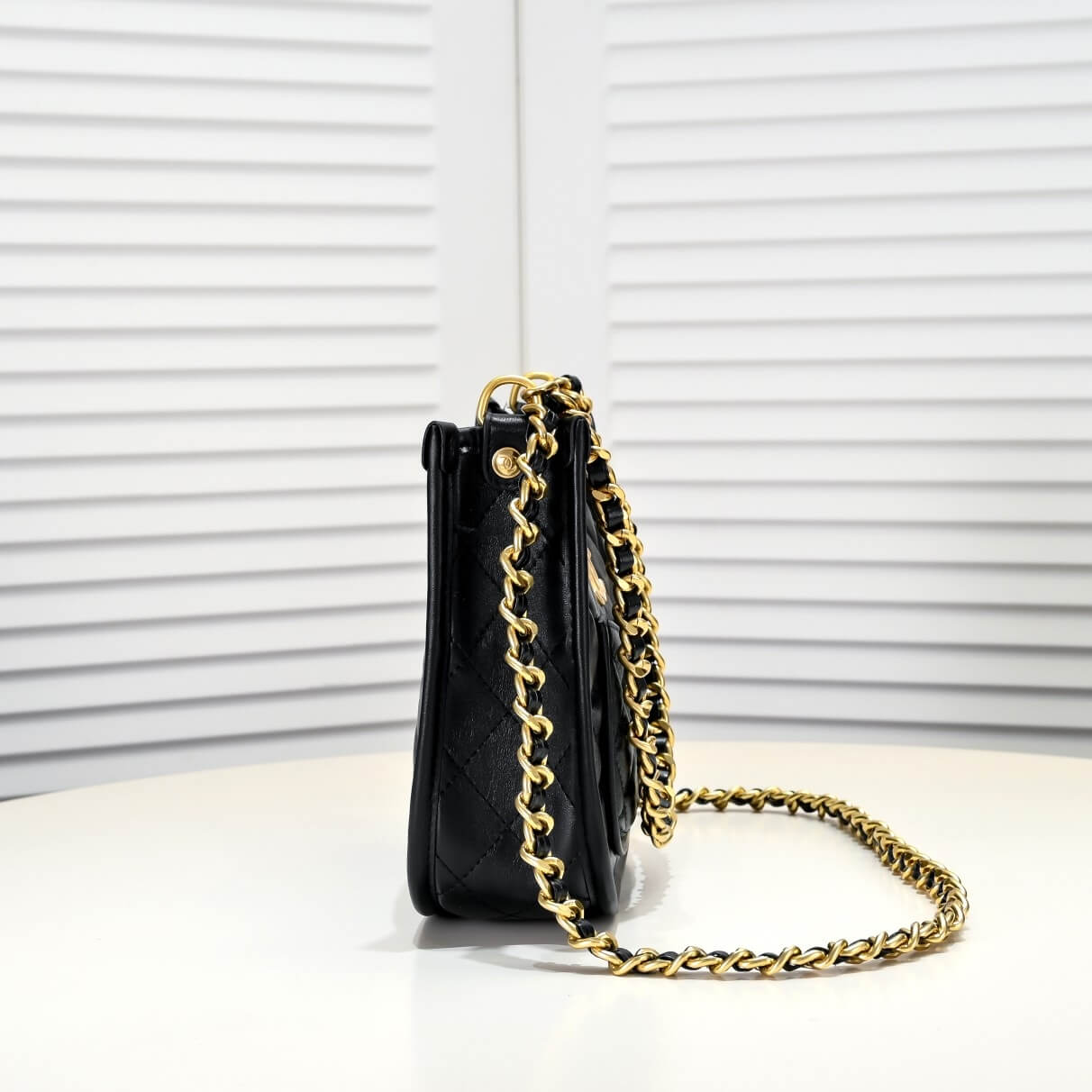 Chanel HOBO HANDBAG - Image 3