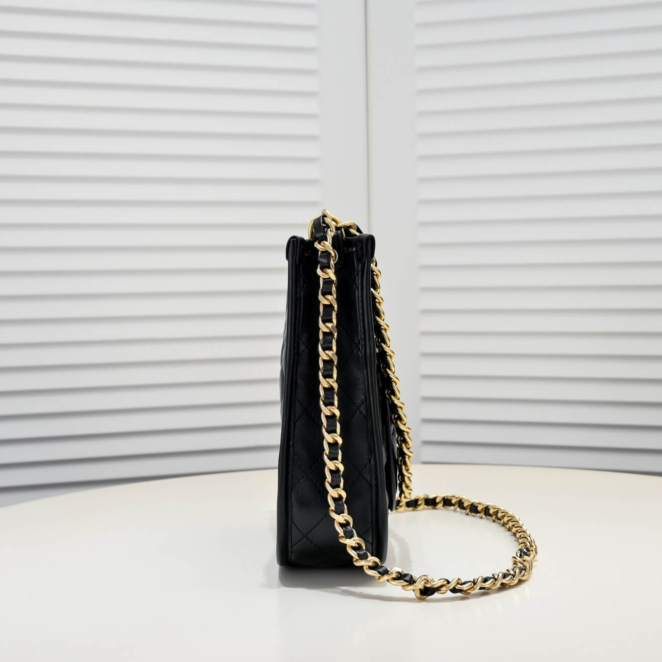 Chanel HOBO HANDBAG - Image 3