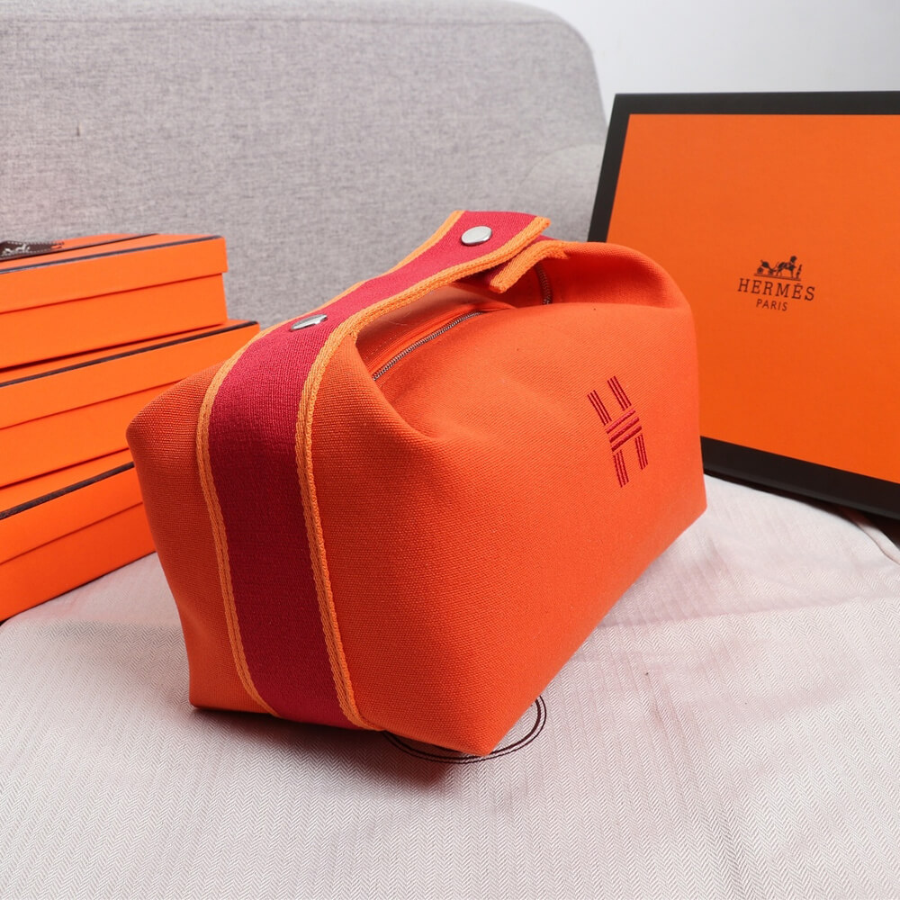 Hermes toiletery bag - Image 3