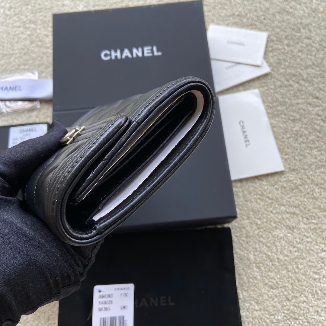 Black Chanel boy long wallet - Image 3