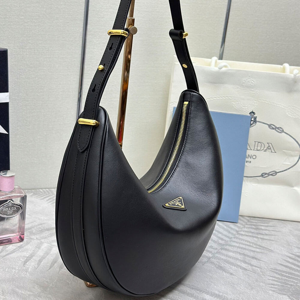 Black Prada Large leather shoulder bag - Image 3
