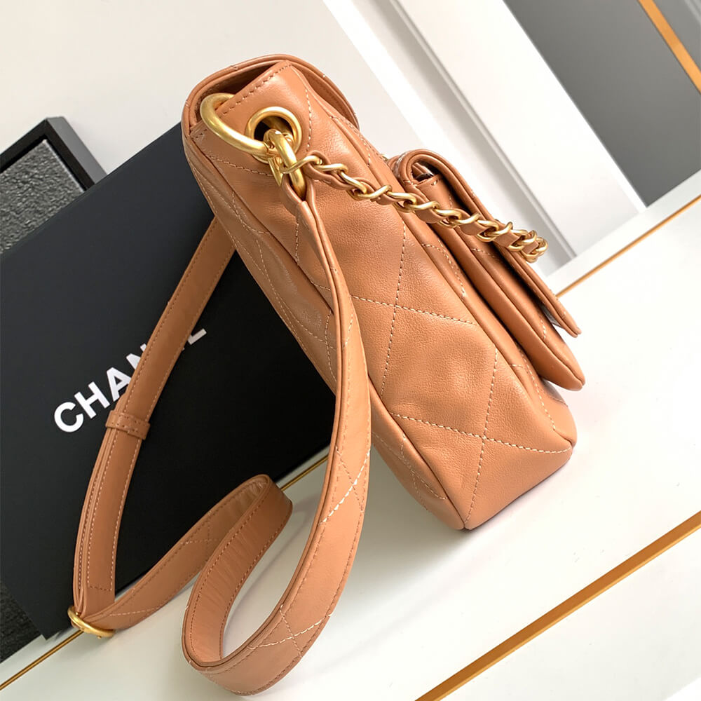Chanel 24P hobo - Image 3