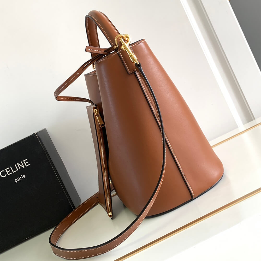 Tan CELINE LOUISE Medium Bag in Smooth Calfskin - Image 3
