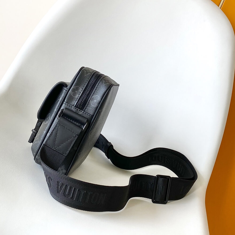 LV Getaway Messenger Bag - Image 3