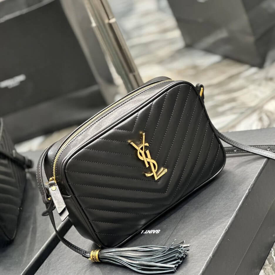BLACK YSL LOU CAMERA BAG IN QUILTED LEATHER - Image 3