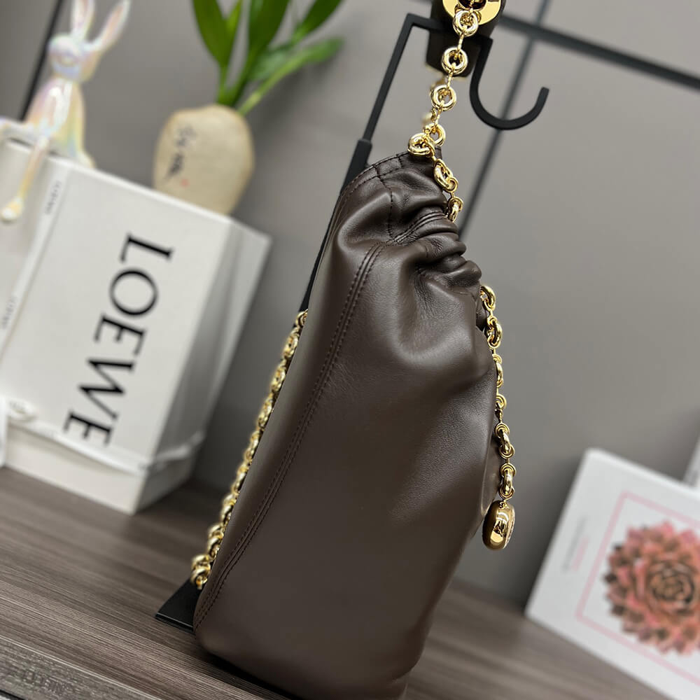 Chocolate Loewe Small Squeeze bag in nappa lambskin - Image 3