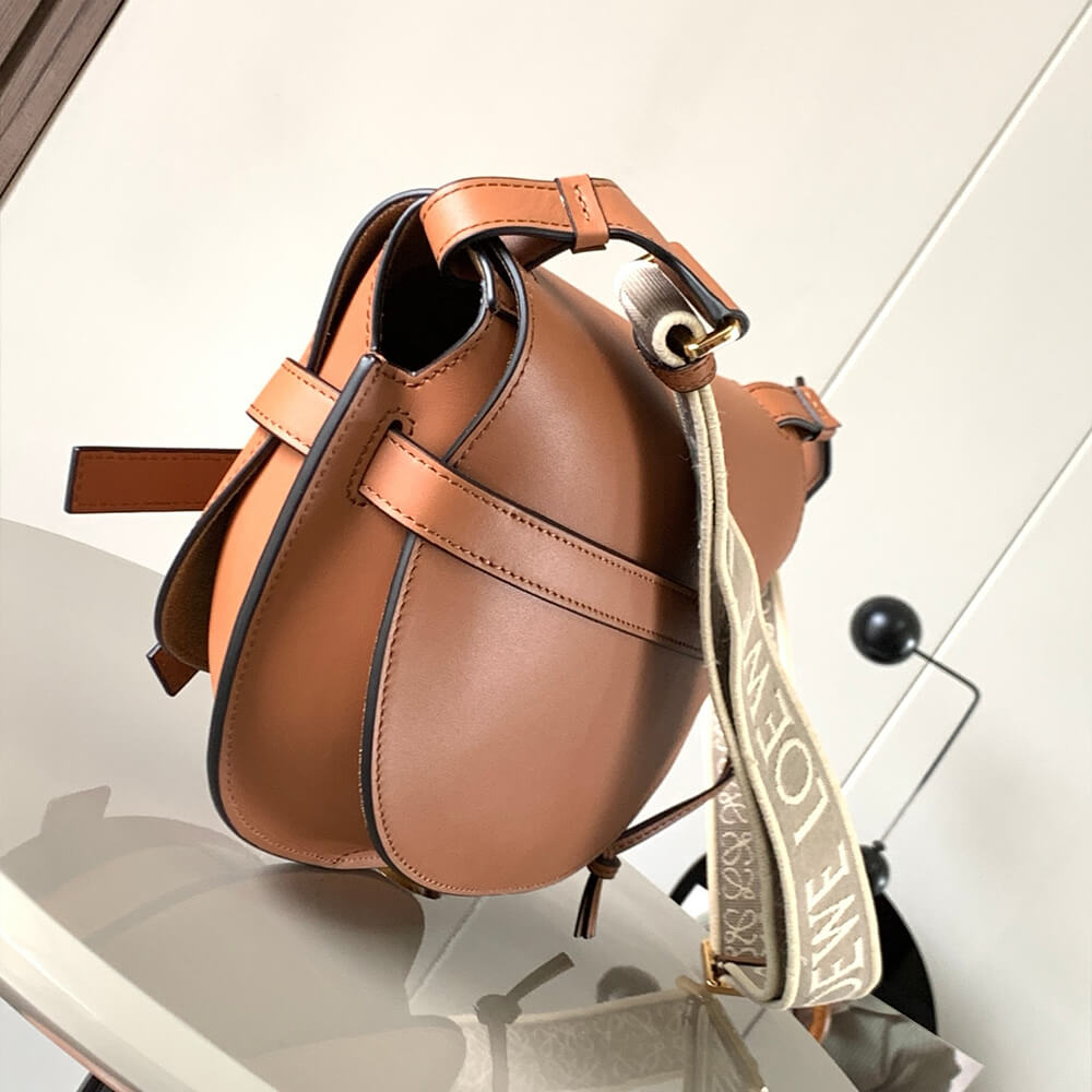 Tan Loewe Small Gate bag in soft calfskin and jacquard - Image 3