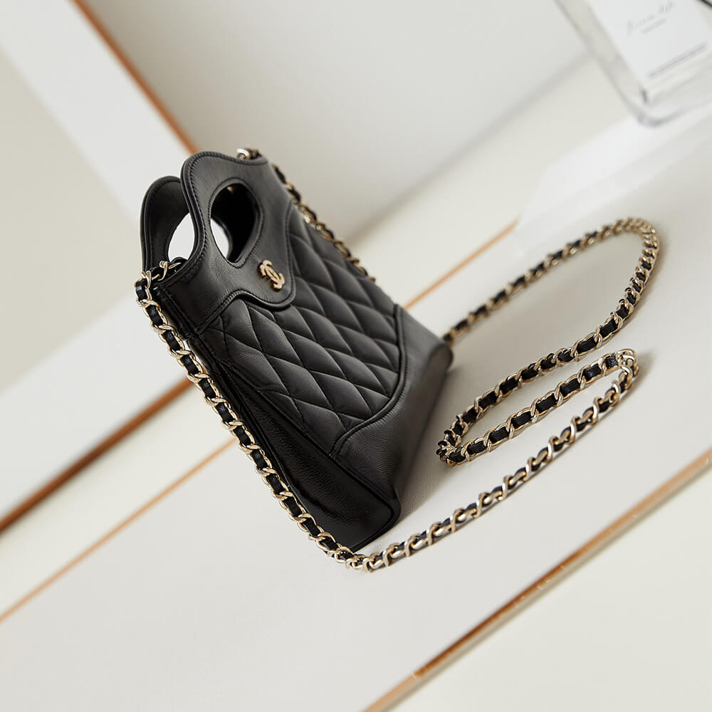 CHANEL 31 nano Bag - Image 3
