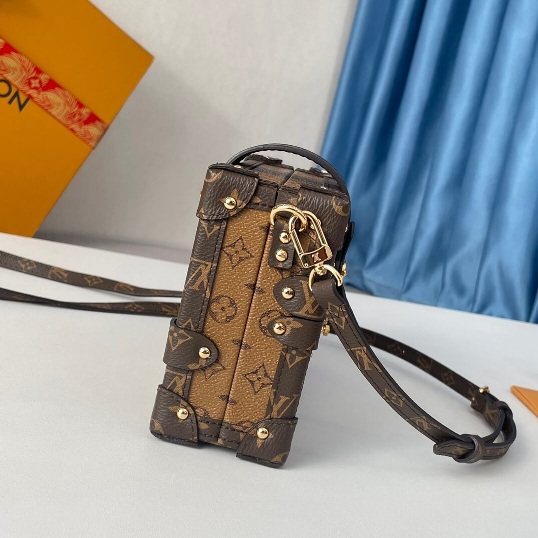 LV Petite MalleLV Petite Malle - Image 3