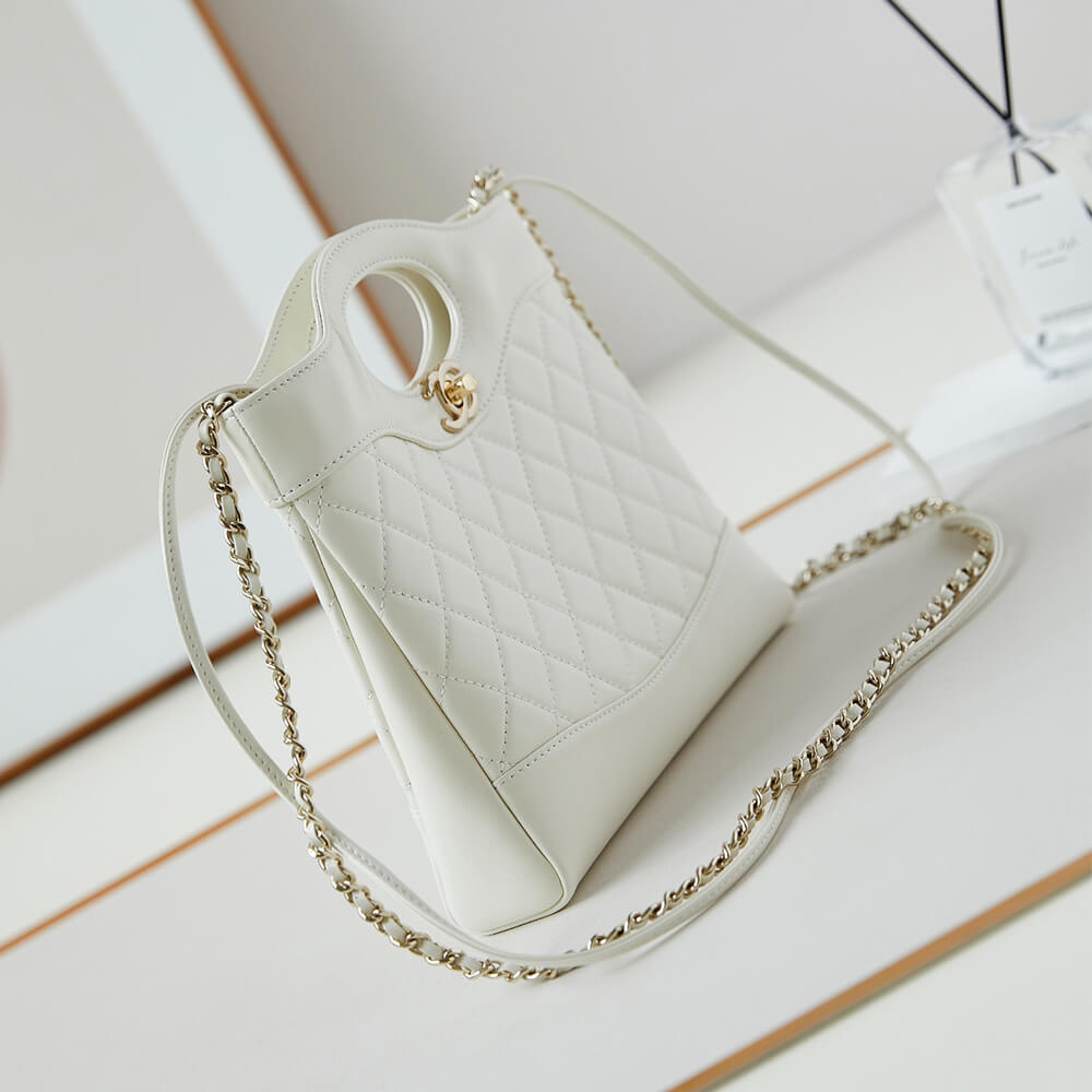 CHANEL 31 Mini Shopping Bag - Image 3