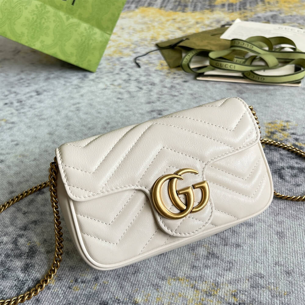 GG Marmont matelasse leather super mini bag - Image 3