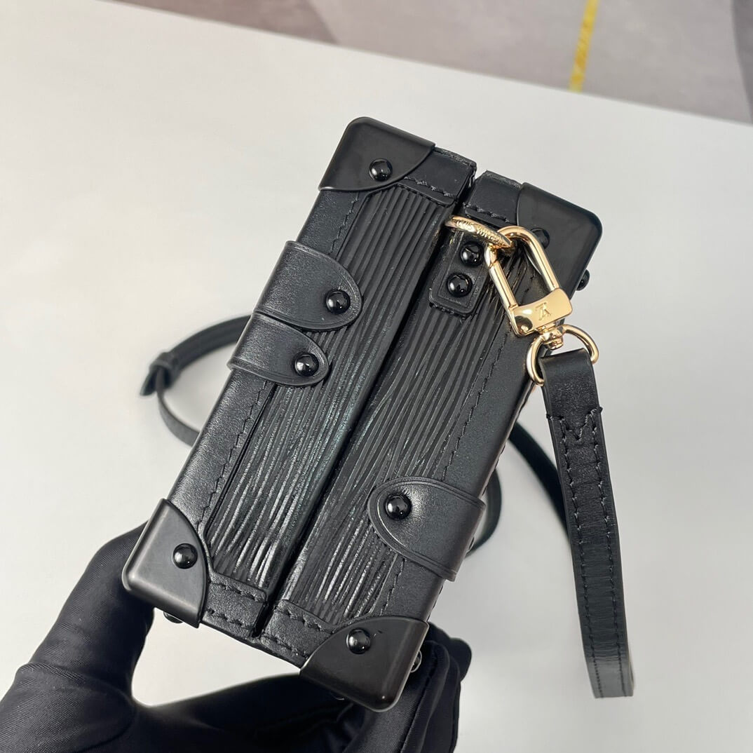 LV Petite Malle - Image 3