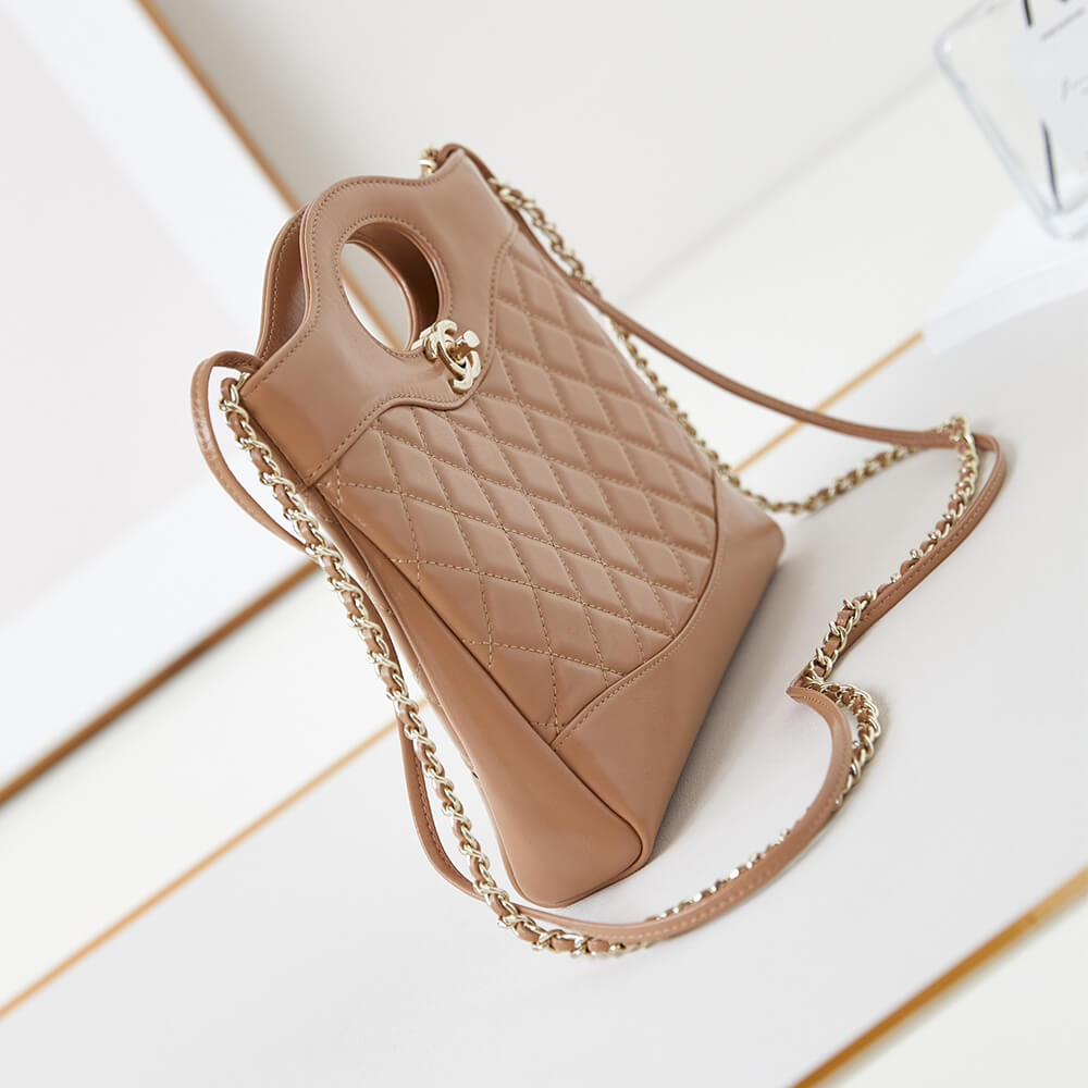 CHANEL 31 Mini Shopping Bag - Image 3