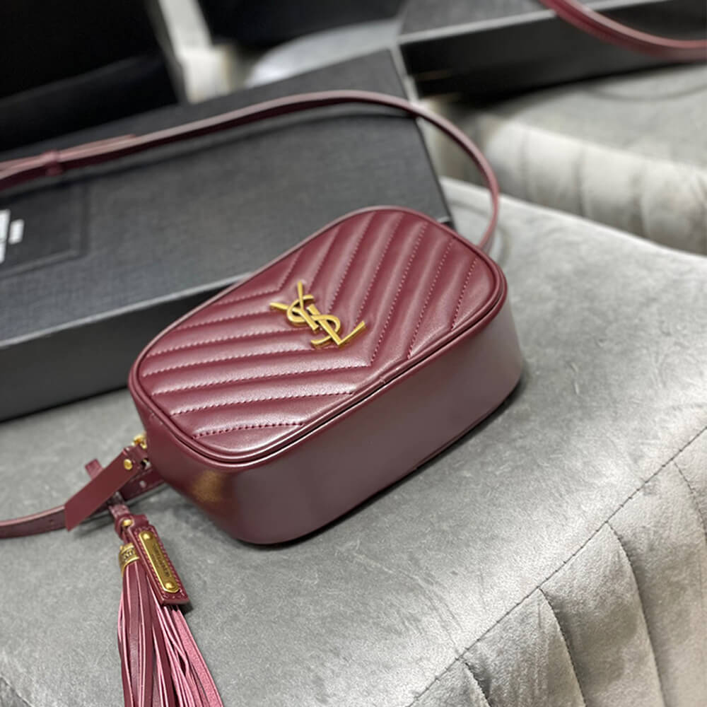 ROUGE YSL LOU BELT BAG IN MATELASSE LEATHER - Image 3