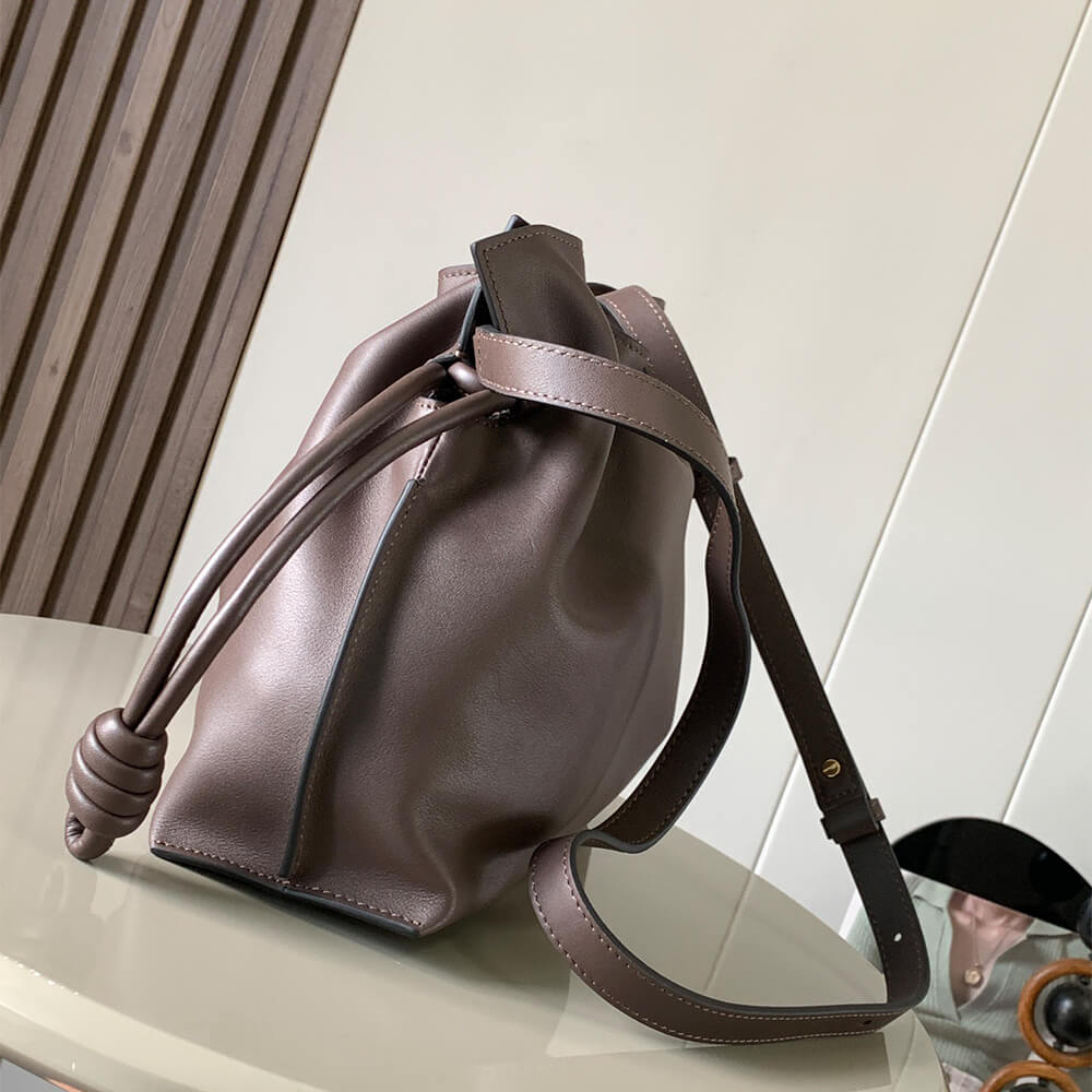 Chocolate LOEWE Medium Flamenco clutch in nappa calfskin (Best
 GRADE) - Image 3