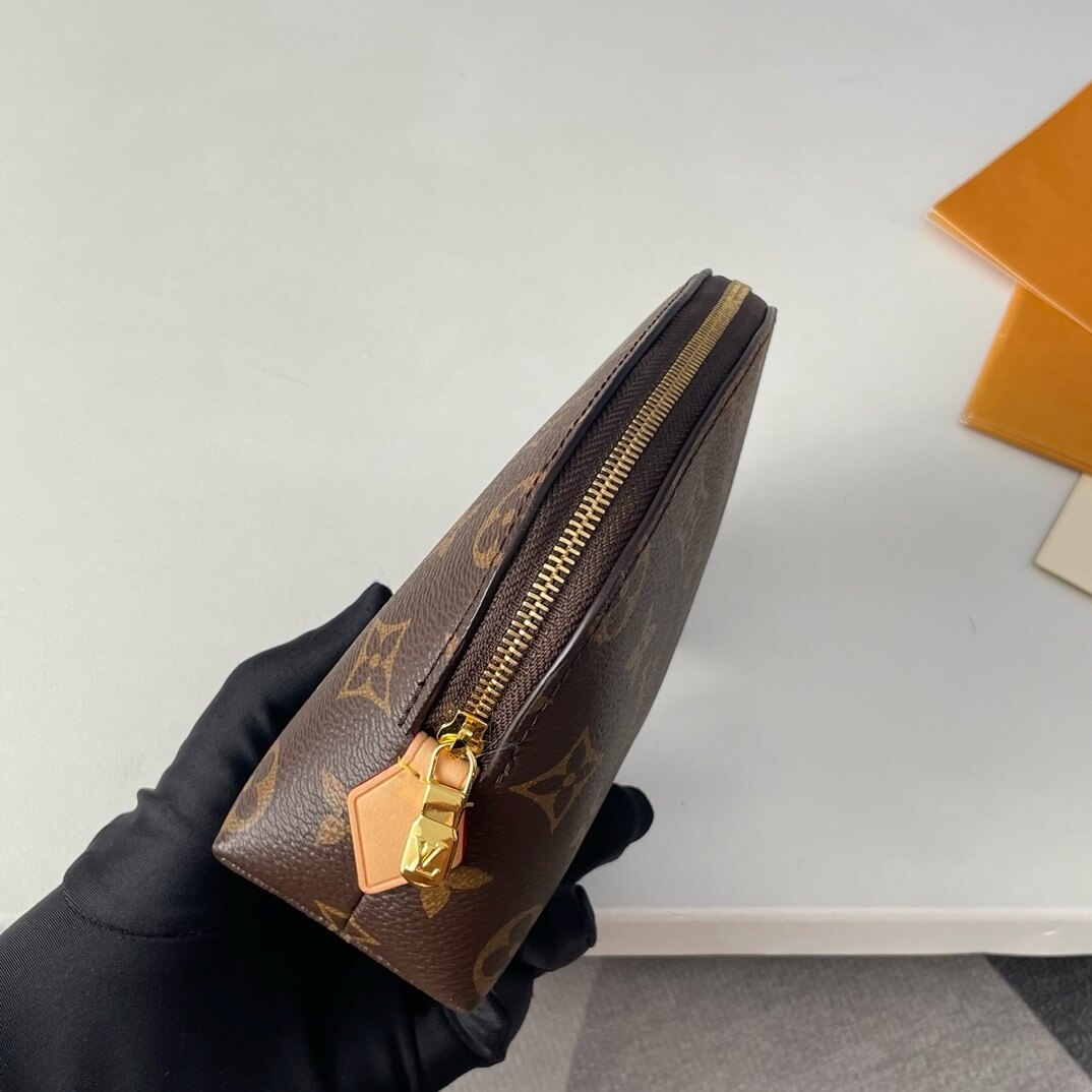 LV Cosmetic Pouch PM - Image 3