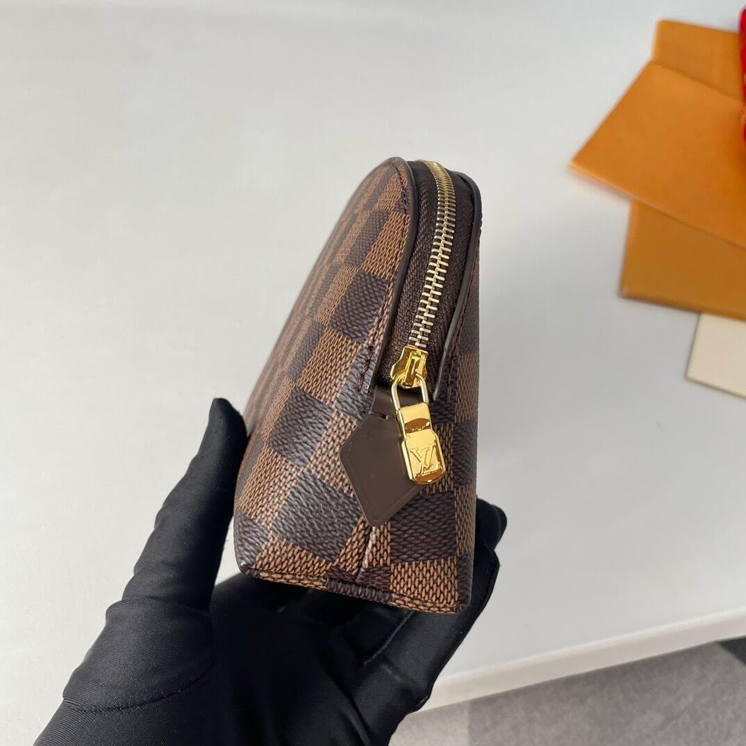 LV Cosmetic Pouch PM - Image 3