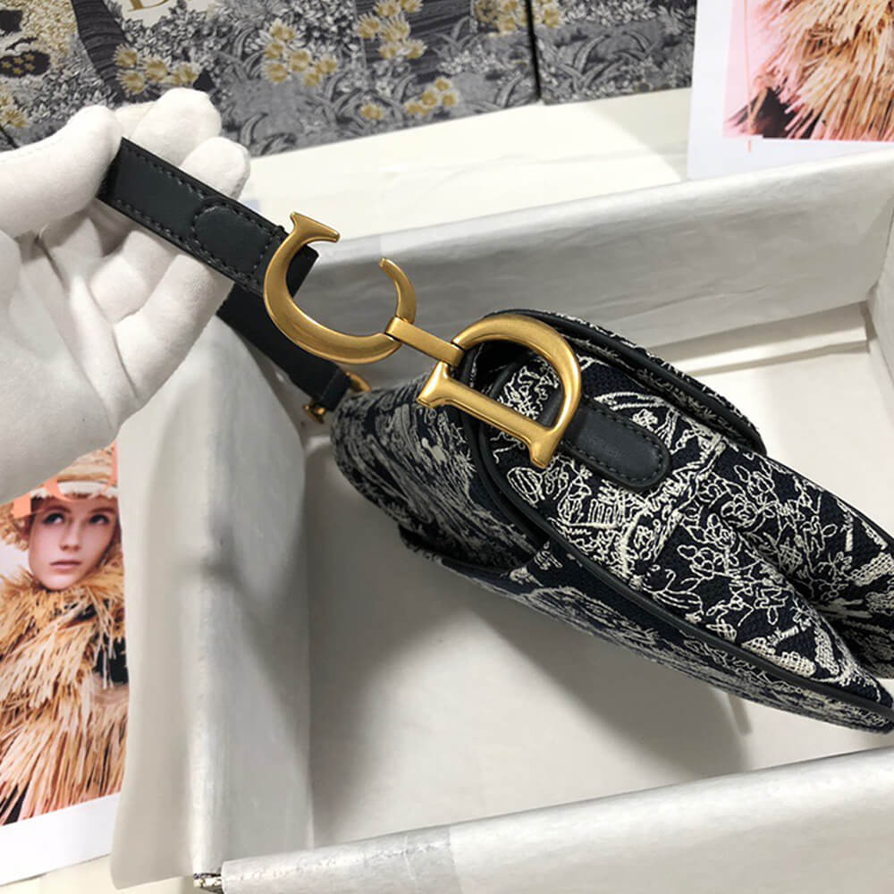 Dior SADDLE BAG - Image 3