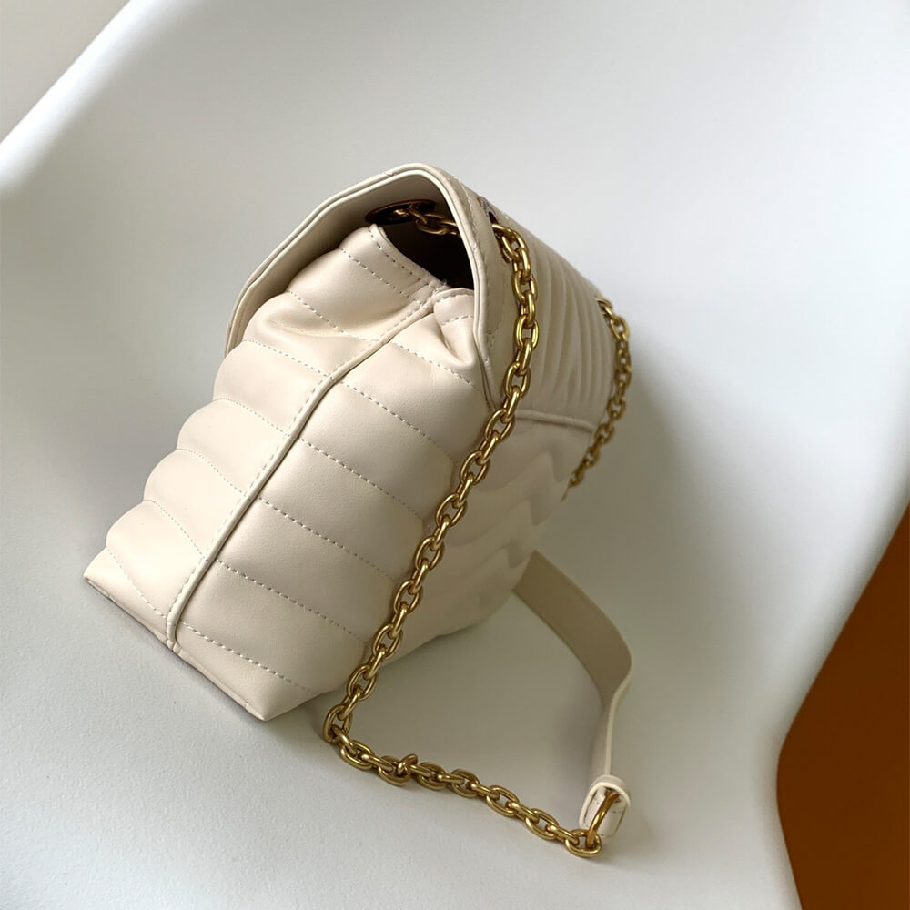 LV New Wave Chain Bag GM - Image 3