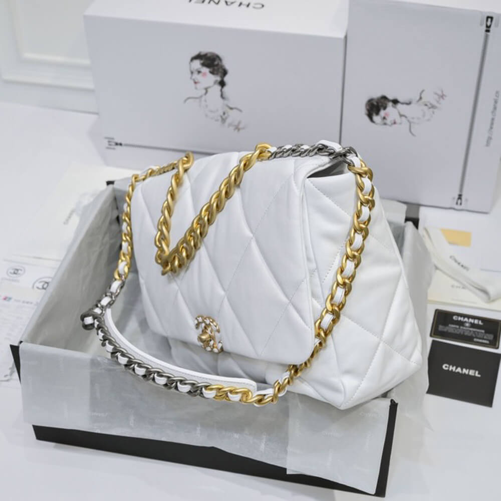 CHANEL 19 MAXI HANDBAG - Image 3