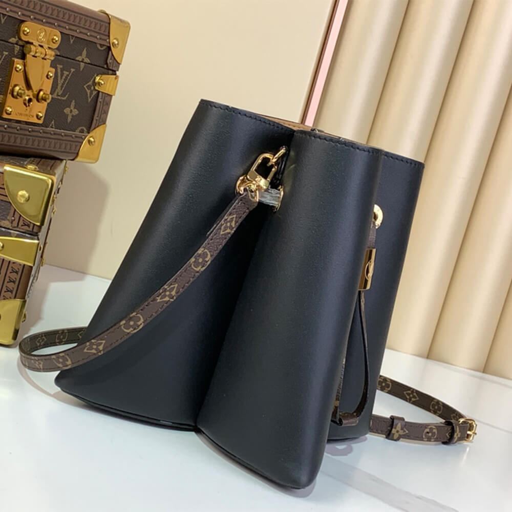 LV Bloom PM - Image 3