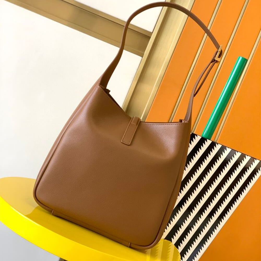 Fox YSL LE 5 A 7 supple SMALL IN GRAINED LEATHER - Image 4